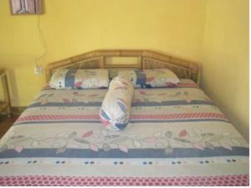 Family Garden Homestay Mangsit Exterior foto