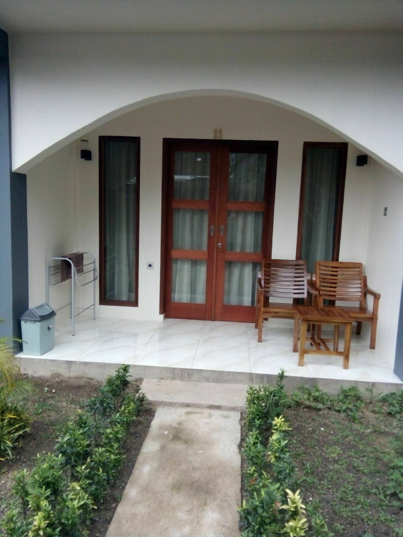 Family Garden Homestay Mangsit Exterior foto