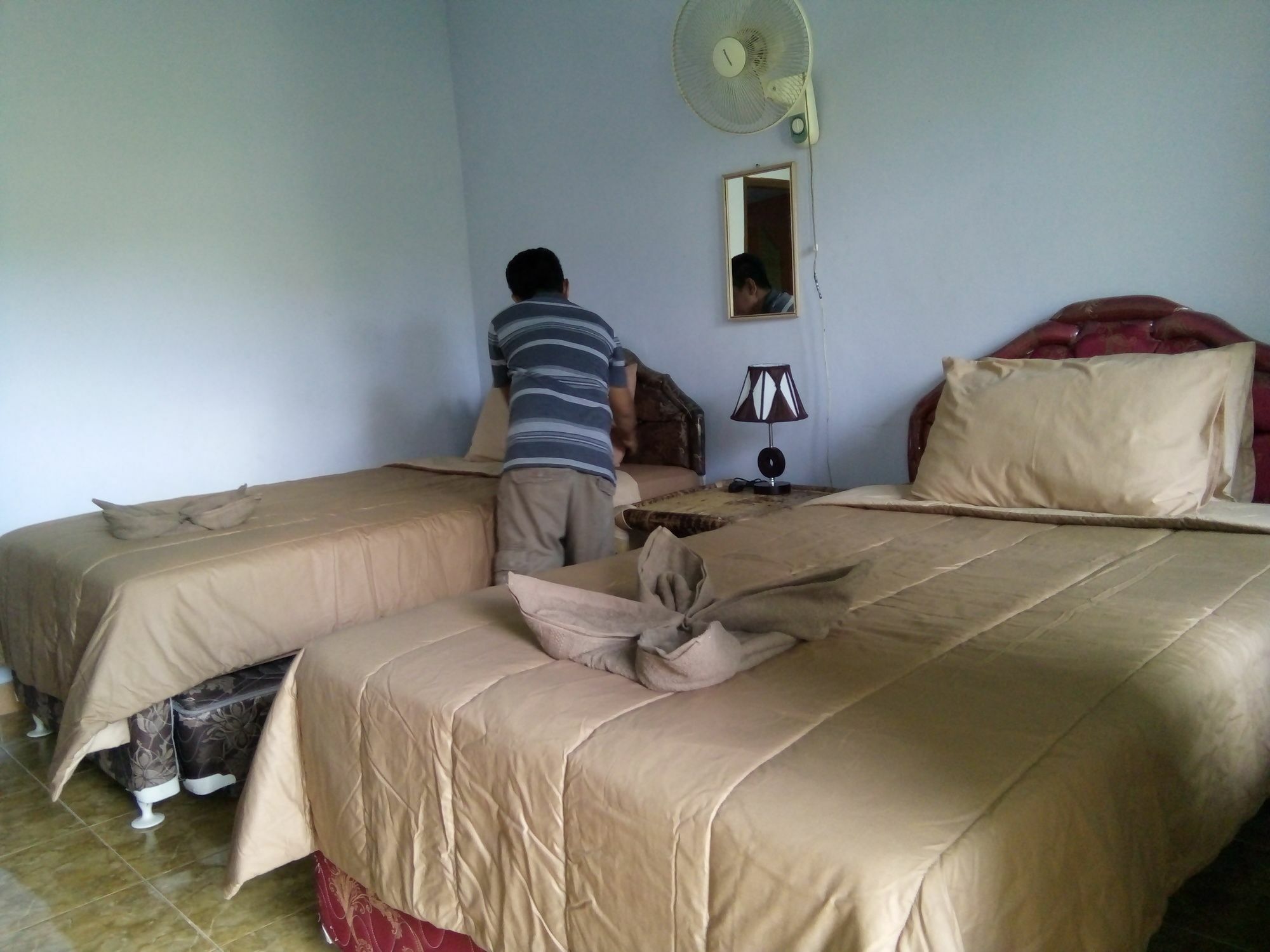 Family Garden Homestay Mangsit Exterior foto